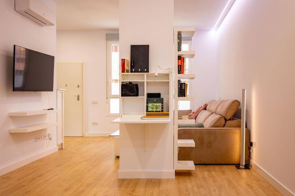 Nuevo Apartamento Clanset, Junto A Palacio Congresos * Séville