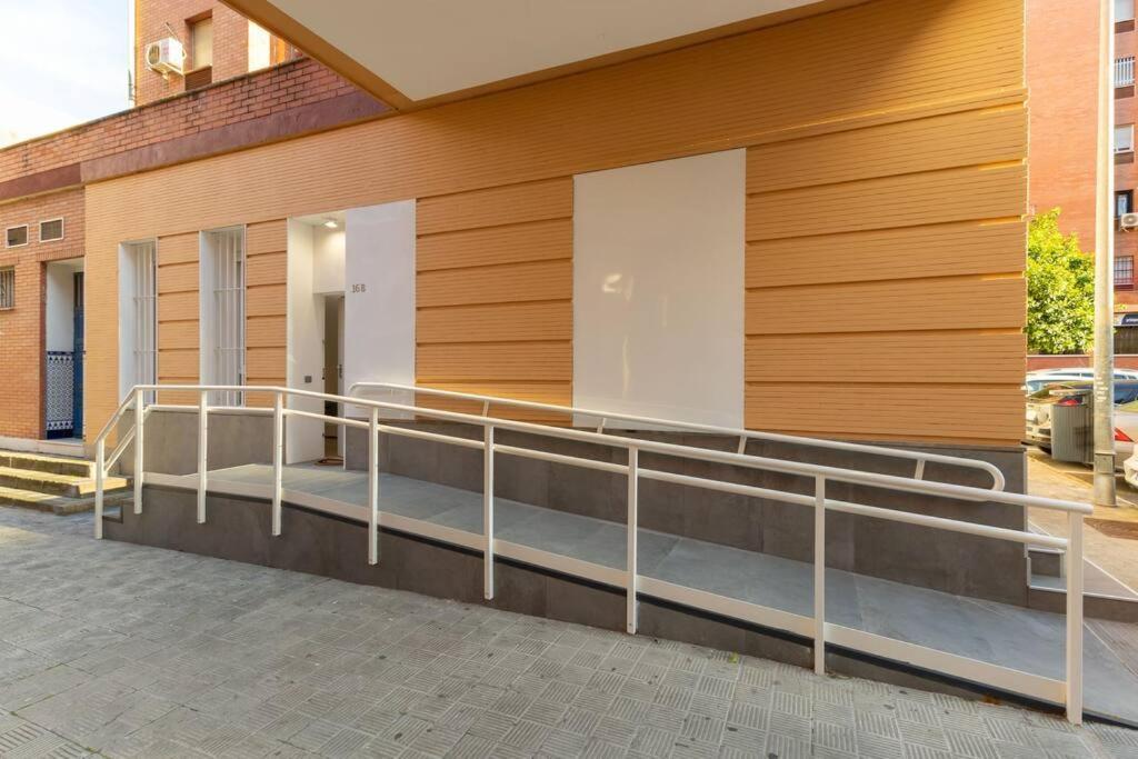 Nuevo Apartamento Clanset, Junto A Palacio Congresos Séville