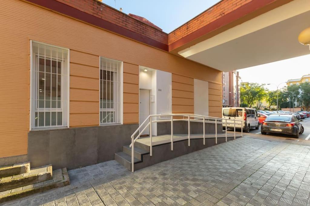 Nuevo Apartamento Clanset, Junto A Palacio Congresos * Séville
