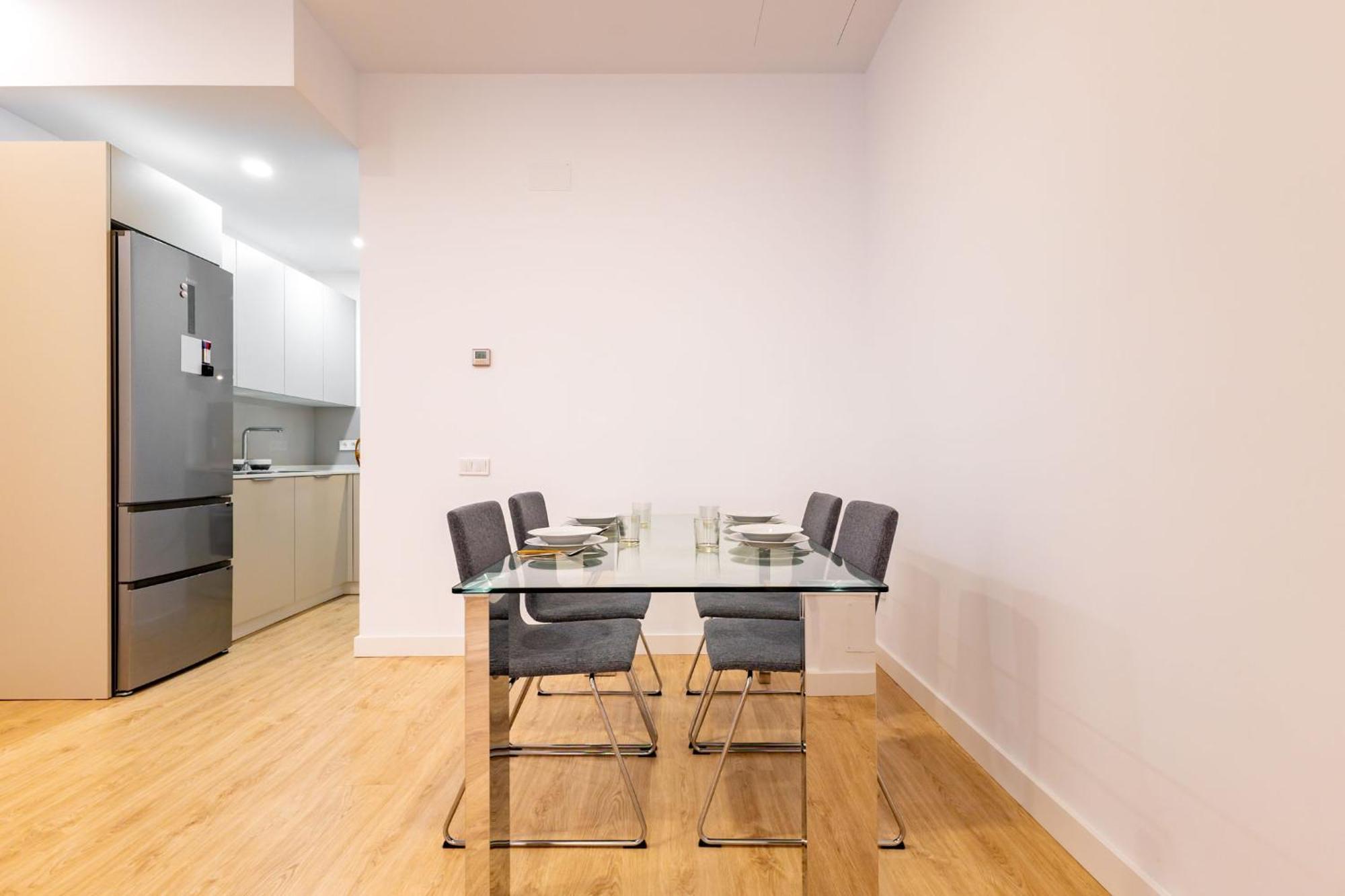 Nuevo Apartamento Clanset, Junto A Palacio Congresos * Séville